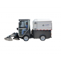 New Condition/New developed ride-on   Industrial Vacuum Cleaner  Diesel Road Sweeper